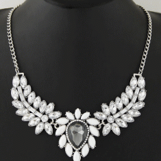 C110532115 Shiny crystals silver wing choker necklace malaysia