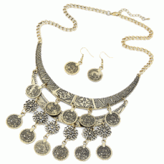 C110514105 Vintage moon dangling charms statement necklace